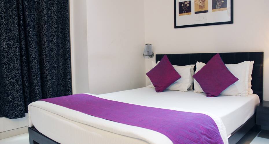 Hotel Corporate Residency, Ahmedabad 2